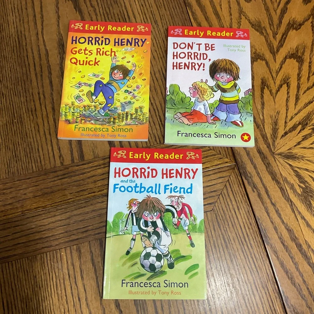Young Children's Chapter Book Sets: 6 Horrid Henry and 2 Captain Underpants